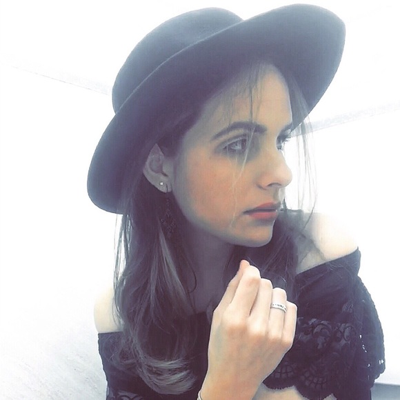 Meet your Posher, Jaritza Milca JW.org - Picture 1 of 9